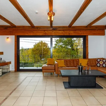 Luxueuse Et Spacieuse Avec Sauna Et Piscine Hébergement de vacances *