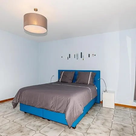 Luxueuse Et Spacieuse Avec Sauna Et Piscine