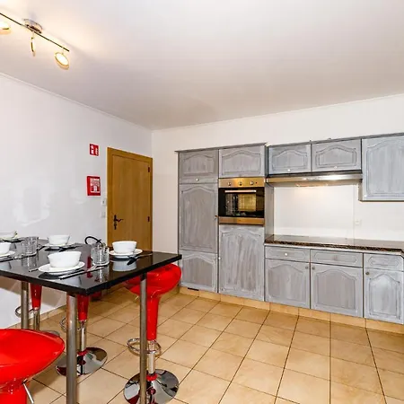 Luxueuse Et Spacieuse Avec Sauna Et Piscine