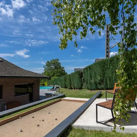 Semesterbostad Luxueuse Et Spacieuse Avec Sauna Et Piscine *